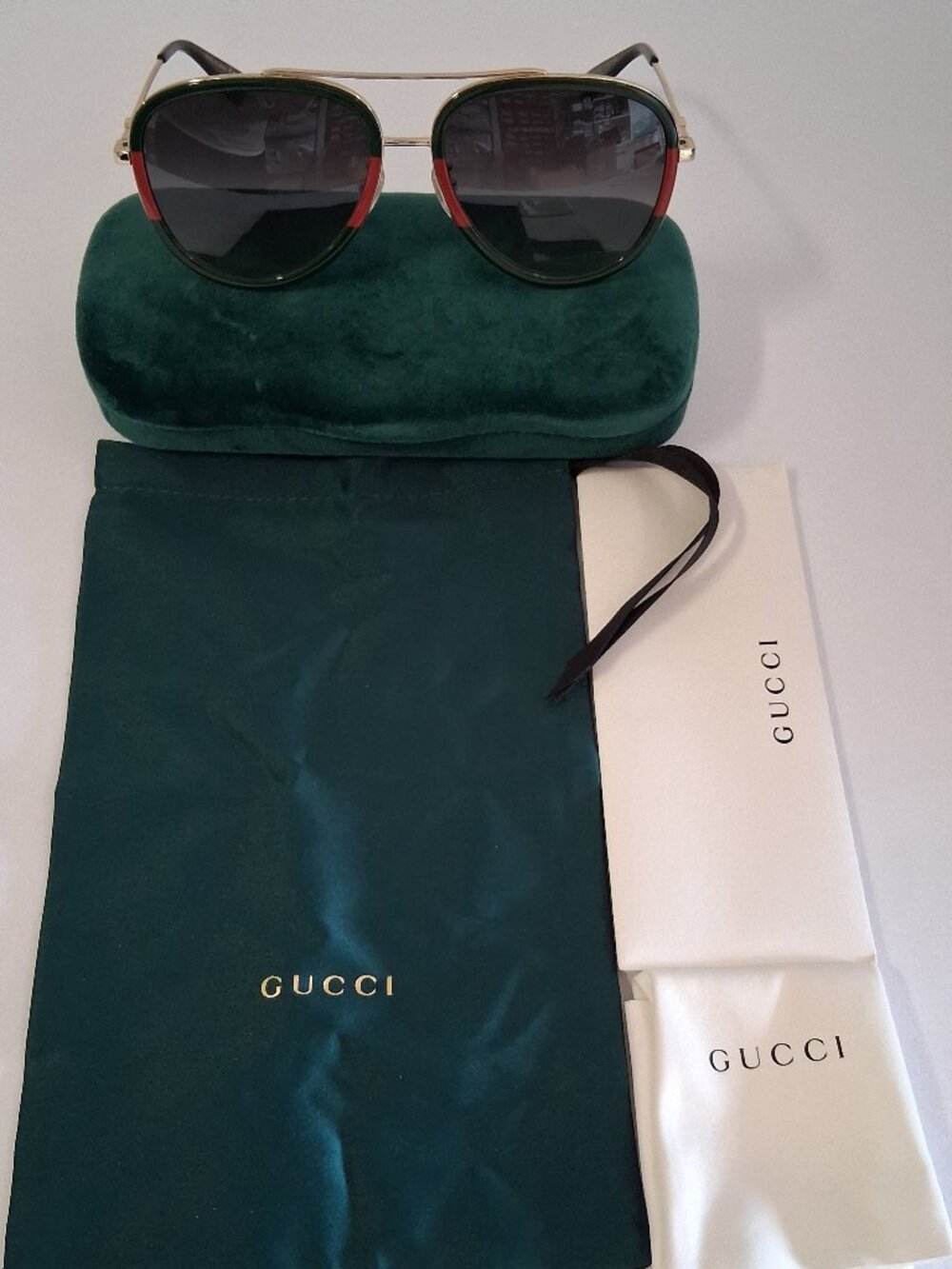Gucci Pilot Urban Web Block Aviator Sunglasses – Gold/Green – GG0062S-003-57